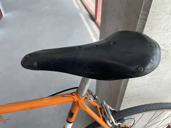 Touring bike - Orange - Image 3